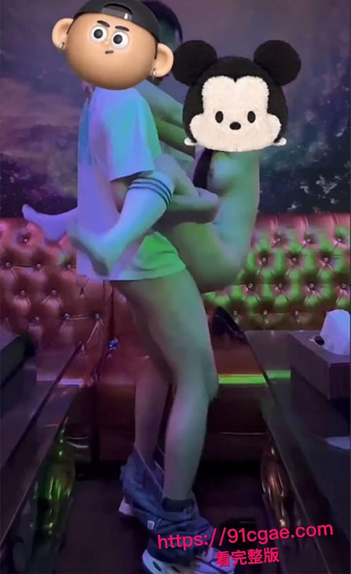 20岁顶级外围 晴晴 黑丝JK渔网全套情趣 影院全裸骑操 KTV吞精打桩 骚到极致的性爱视频合集流出！-5