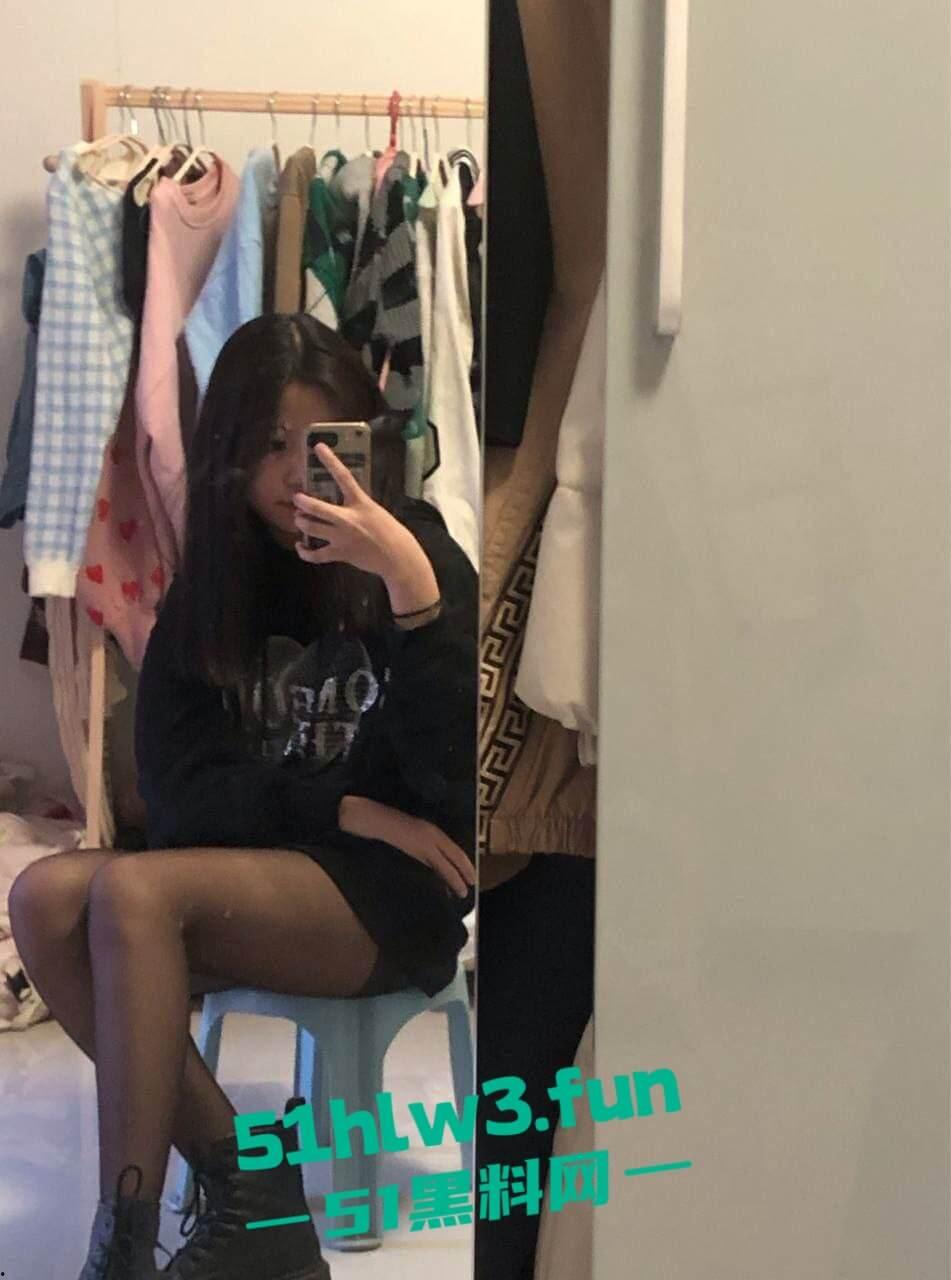 完美身材嫩妹【苏子凡】巨乳长腿反差学生妹，奶油般白皙的肌肤大奶翘臀性感诱人，约啪视频流出。-8