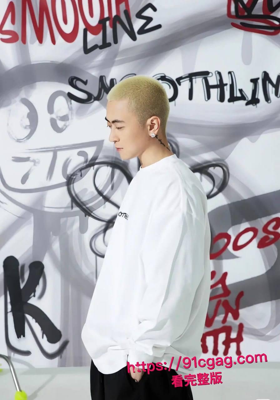 惊天大瓜！网红韦雪整容改命，设局秦奋索 9 亿分手费，如今遭前夫现任联手背刺-11