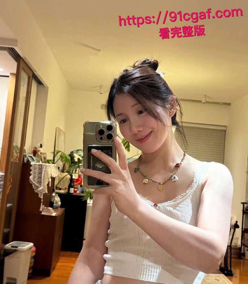 顶流男星黄景瑜性病丑闻炸翻全网 出轨多人与张艺上开房被偷拍前妻王雨馨八年网捶狠撕渣男!-17