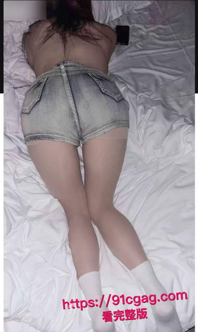 云南大学研究生 刘明明 沉溺SM性爱 打屁股接烟灰 被富二代操到嫩逼红肿羞辱高潮!-11