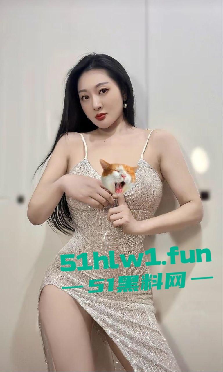 顶级身材御姐【亦可馨】长腿翘臀巨乳风骚少妇，极品熟女反差母狗，情趣自拍诱惑视频，这样的少妇谁能扛得住啊！-11