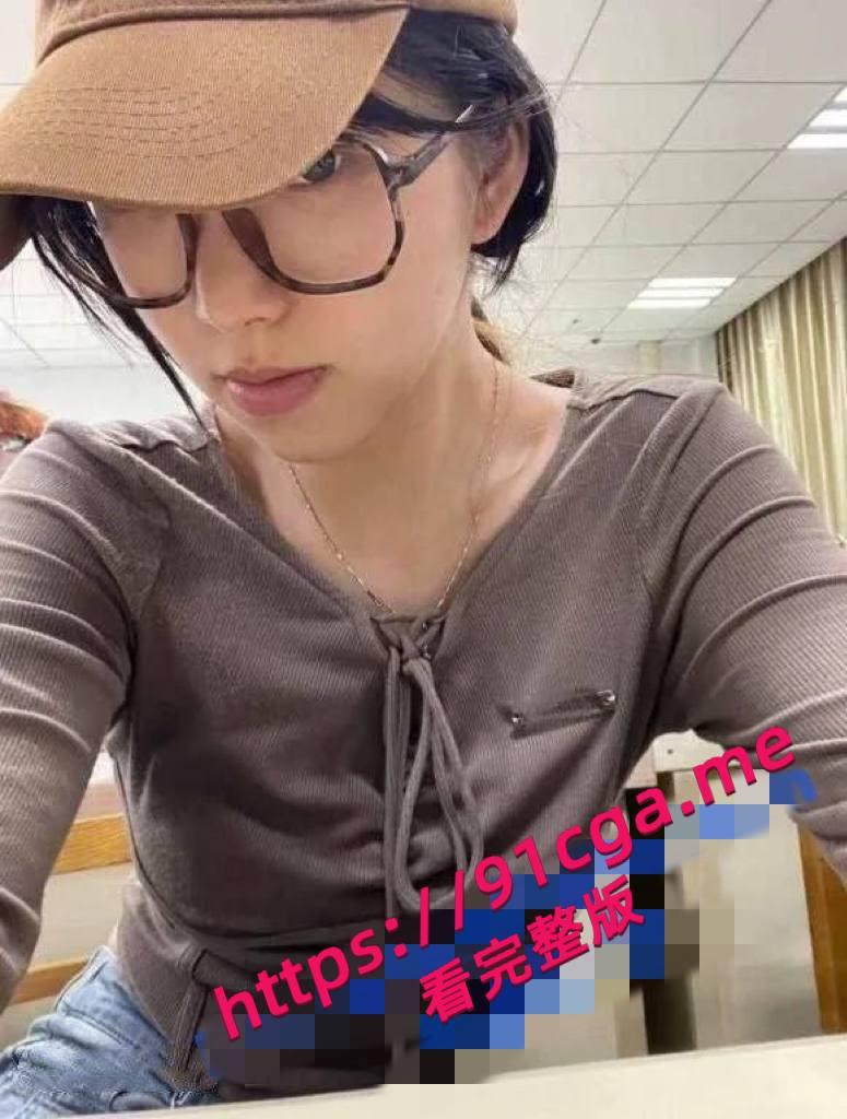 苏州大学校花姜梓新性爱私拍泄密!清纯女神私下超浪!-3