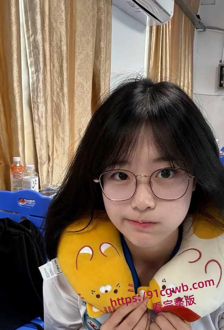 四川武侯高级中学学生陆奕好跟男友教室做爱视频泄漏 跟男友聊天记录也被曝光-10