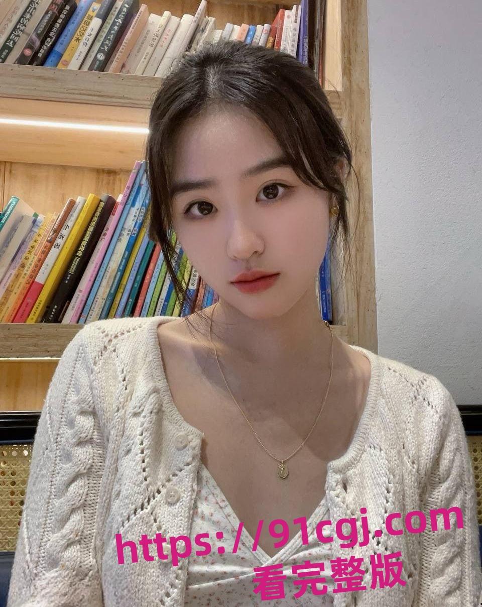 委婉气质小姐姐 李丽雯 与男友自拍性爱视频曝光流出 纯欲小姐姐后入蜜桃臀-1