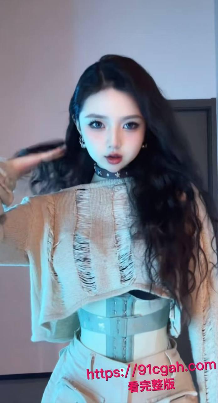 抖音网红Meena下海拍AV被调教不雅视频曝光，纹身刺青实锤本人！-7