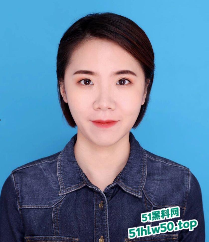 瓜友投稿长沙母狗【孙芳芳】雨花区枫树山小学老师，已婚人妻骚妇背着老公跑到情人家，大鸡巴抽插视频曝光！-3