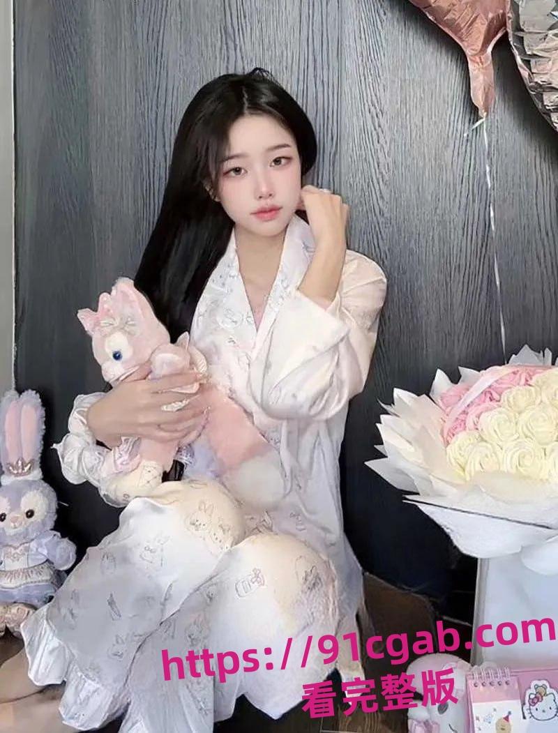 河南银行实习生张文静不雅视频流出，调教黑料炸裂吃瓜圈！-1