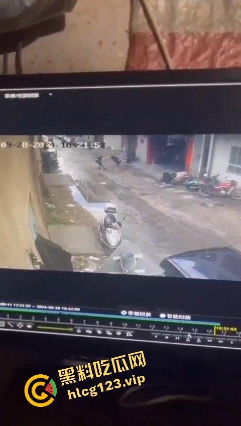 广东潮州发生恶性斗殴事件，一男子被当街砍死，另一人被警方当场抓获，凶手直接被判死刑！-8