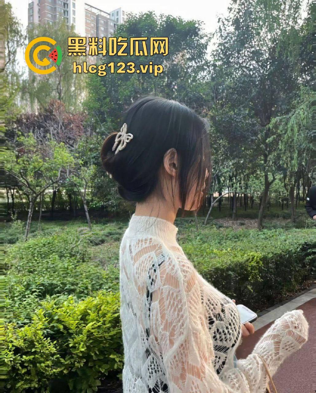 极品气质美女张珊珊重磅泄密！黑丝无内性感啪啪，后插口交全程听话！-5