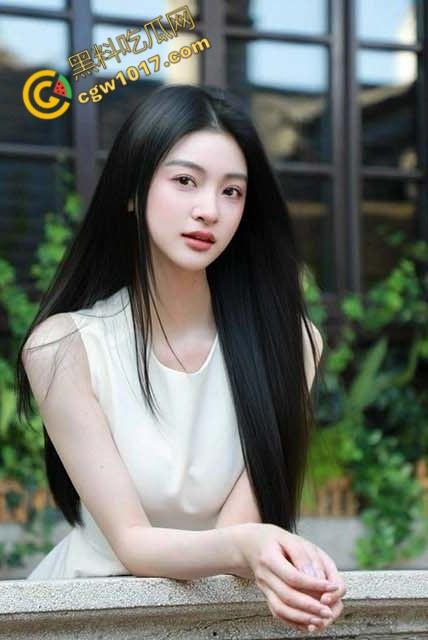 嫂子窗前偷香，春光乍泄！惊见偷拍刺激，水润桃源更诱人，转战房间后，窗外窥人更添情火！-3