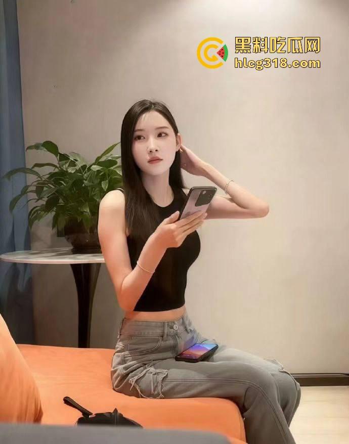 佛山小米su7新车主竟然是站街女？难怪最近这么努力接客了，原来是买新车了 挣钱嘛不寒碜-5