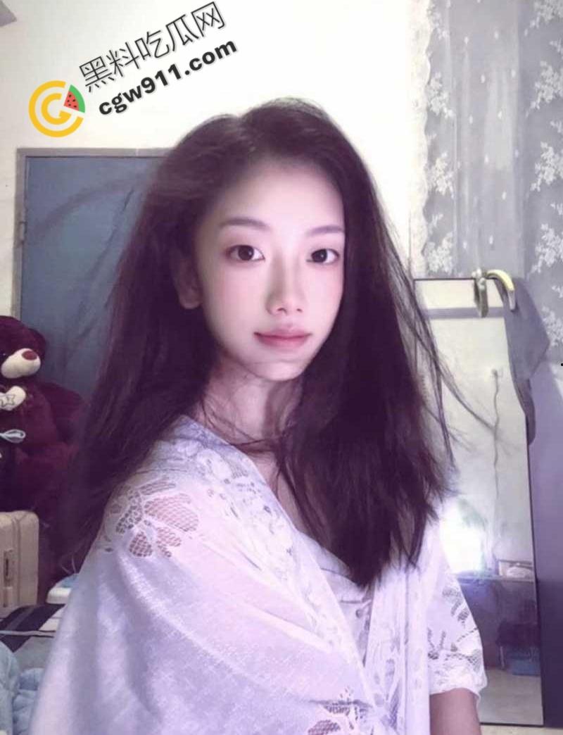 湖南人妻【赵亚娜】情趣酒店偷情视频曝光！翘臀巨乳美妇穿性感丝袜，被老公兄弟猛烈操，淫声四起-3