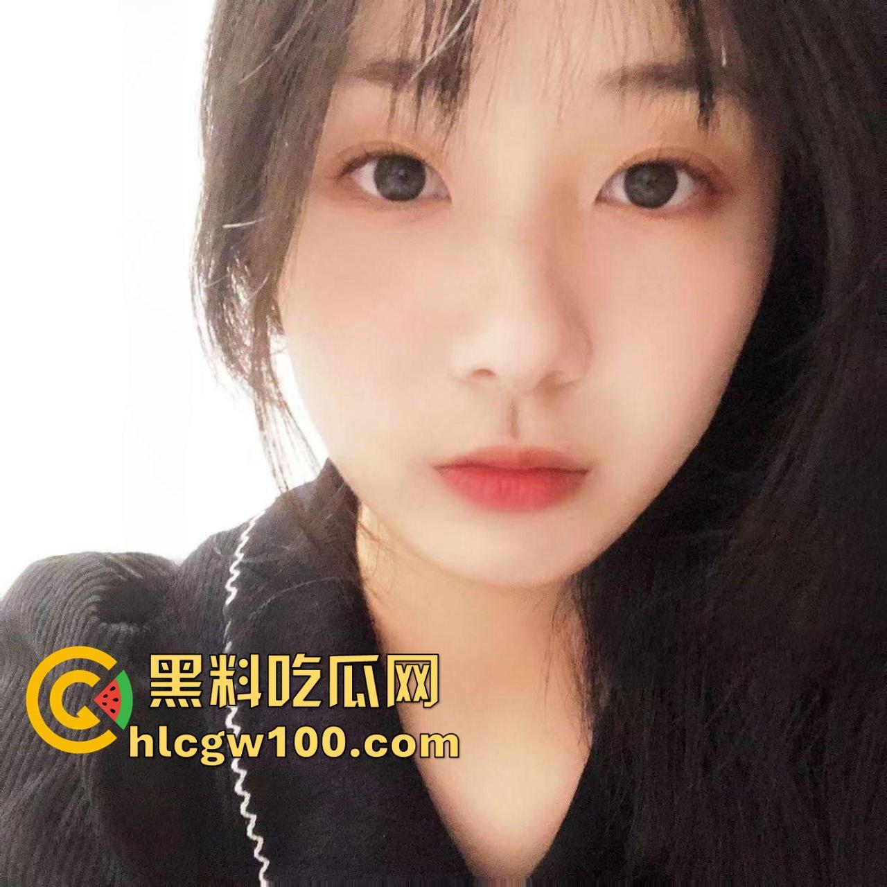 南京传媒学校校花【刘思思】调教视频曝光，欲求不满的母狗校园公交车大大颠覆了以往的形象-7