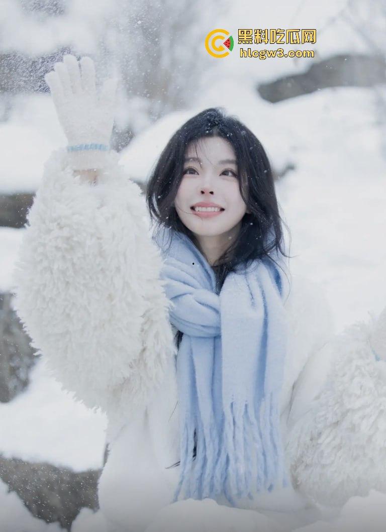 500W粉网红『谢欣桐』劈腿大戏！恋爱四年跑进富二代怀抱，私密视频曝光，干湿分离成神秘操作！-30