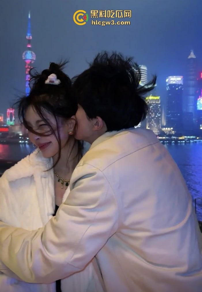 500W粉网红『谢欣桐』劈腿大戏！恋爱四年跑进富二代怀抱，私密视频曝光，干湿分离成神秘操作！-31