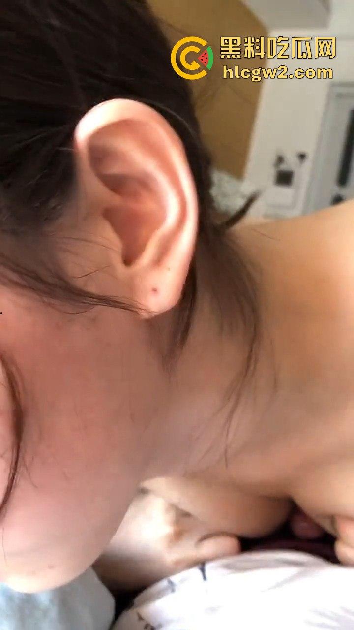 私密SPA房激情四溢！少妇『安晓婉』主动撅臀迎合老公，老公抽插速度快到让人听红脸，真是狂野夫妻档！-10