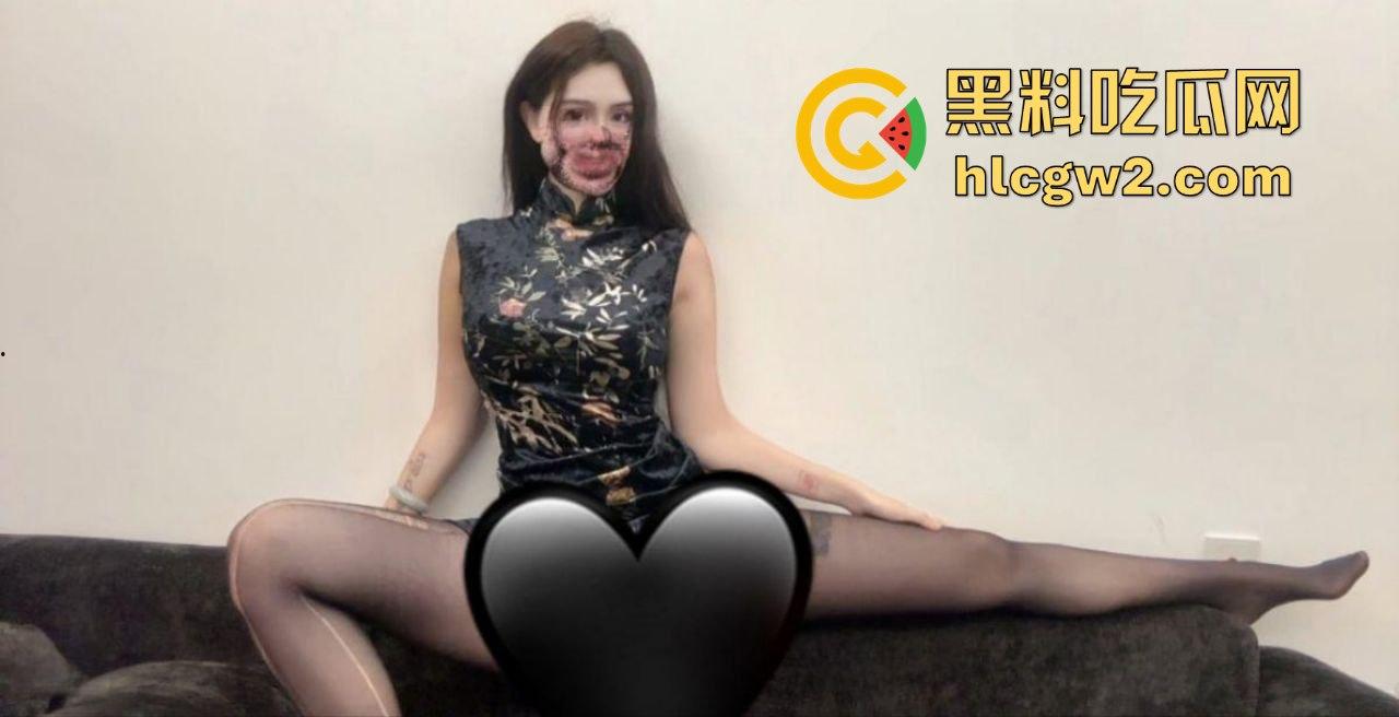 明星颜值尤物【胡慧茹】酒店玩露出被金主强塞搞，奶子晃得爽叫连连！露骨现场劲爆到极致！-1