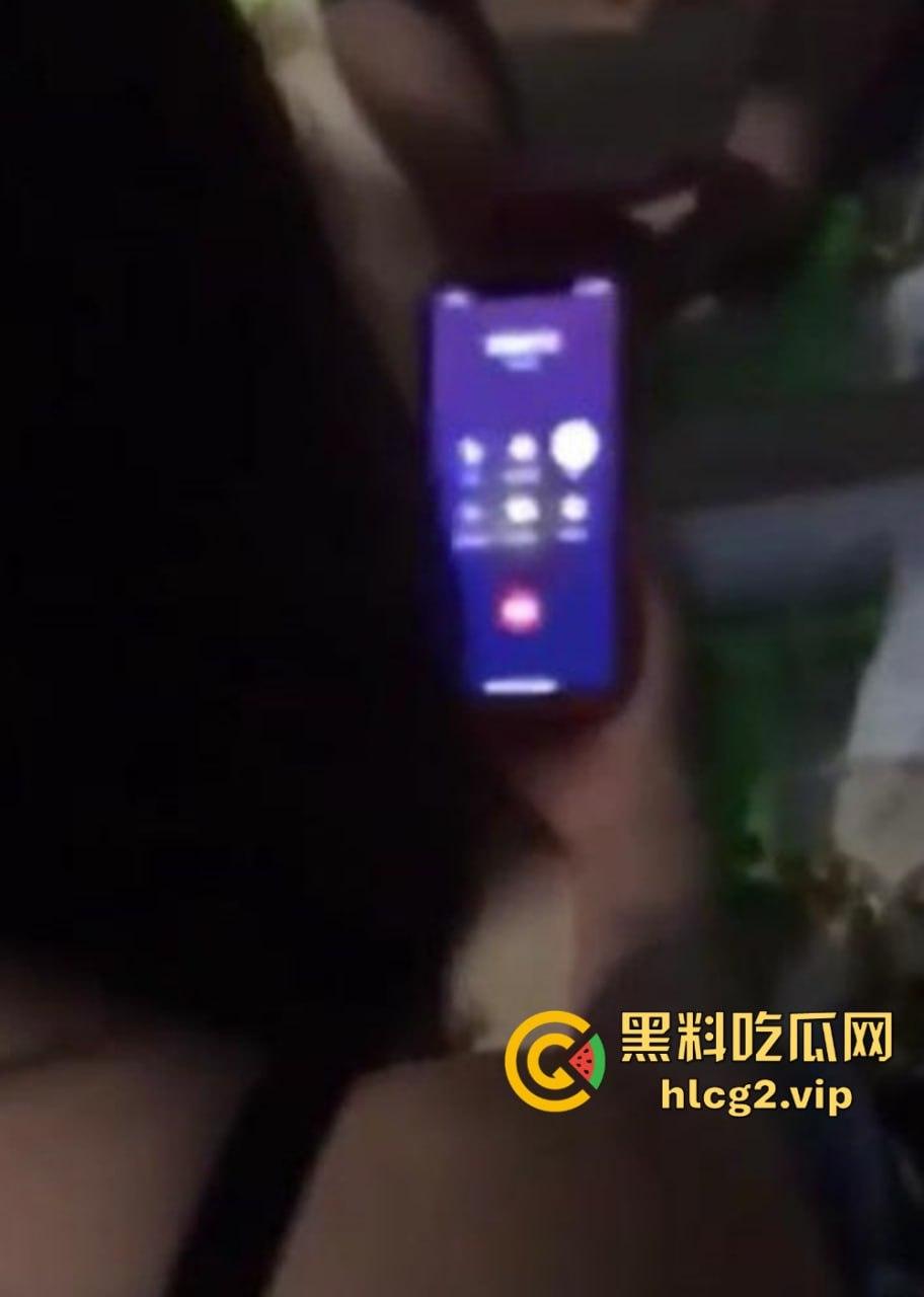 杭州男子陌陌约炮遇大妈，硬着头皮上阵！后入猛操还要边听大妈打电话，剧情真够离谱!-5