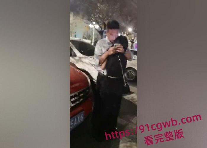 河北保定育才花园醉酒男女街头野战 站立撸管扣逼 趴路边草地爆操 强者果然不挑环境-6