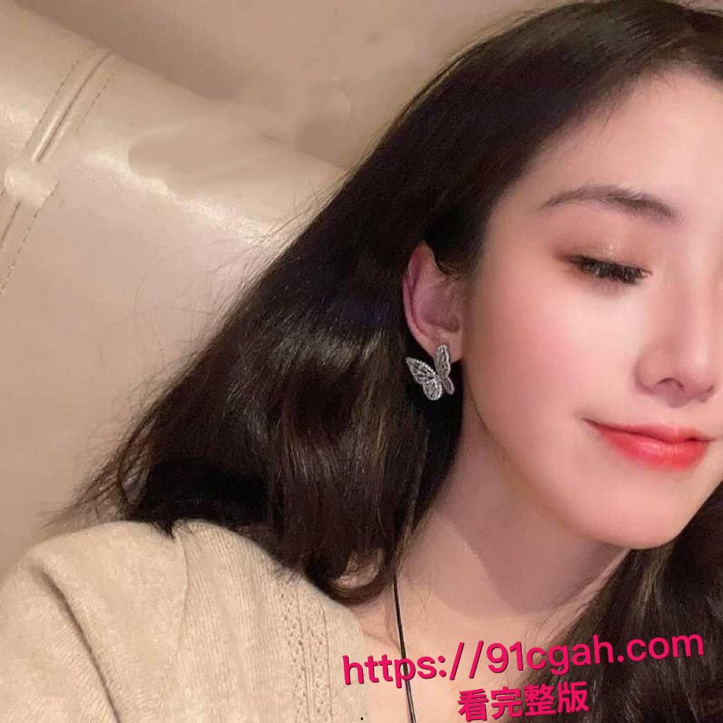 广州白云区披萨店高颜值女员工舒玥与老板私密视频流出 三洞齐开 无套内射 高冷御姐调教变成私人肉便器-6