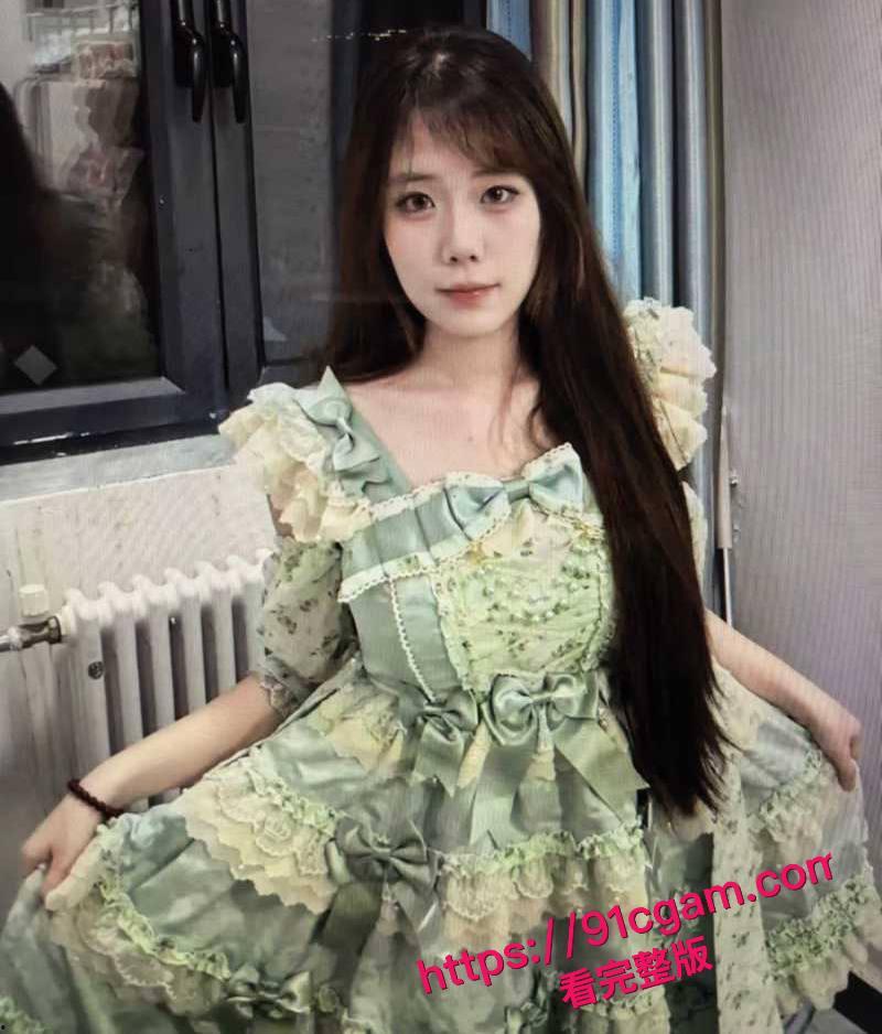 辽宁鞍山高颜值大学生刘雅慧被富二代包养随意玩弄 被金主爸爸视频调教！-3