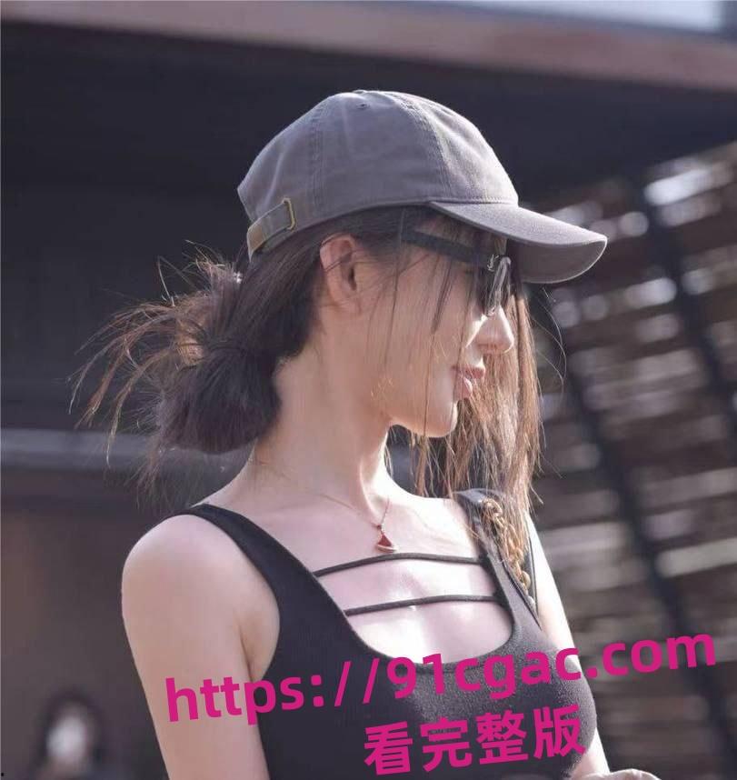 大哥狂刷刷600w都得不到的斗鱼知名女主播郁安楠 塌房了不雅视频流出被同行嘲笑！-3