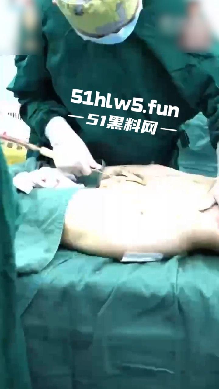 实拍整形医院，小仙女整容抽脂和填充全过程，看着残忍但做完后惊艳的效果让人震撼。-1
