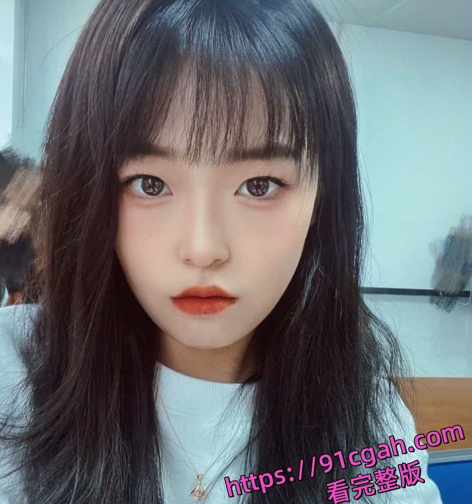 老公开着迈巴赫出轨，女大学生知三当三，老婆到宿舍楼下准备找女生算帐-6