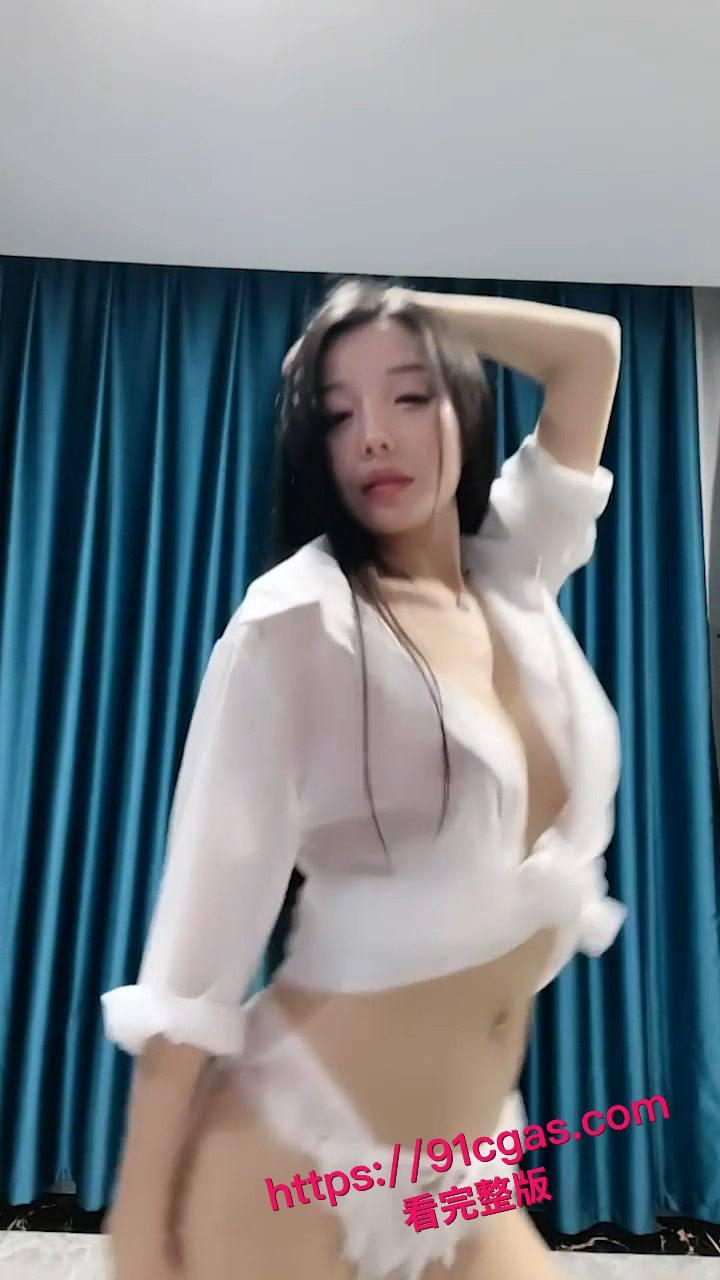 高颜值御姐黎巴拉，气质优雅却暗藏火辣本性！-3