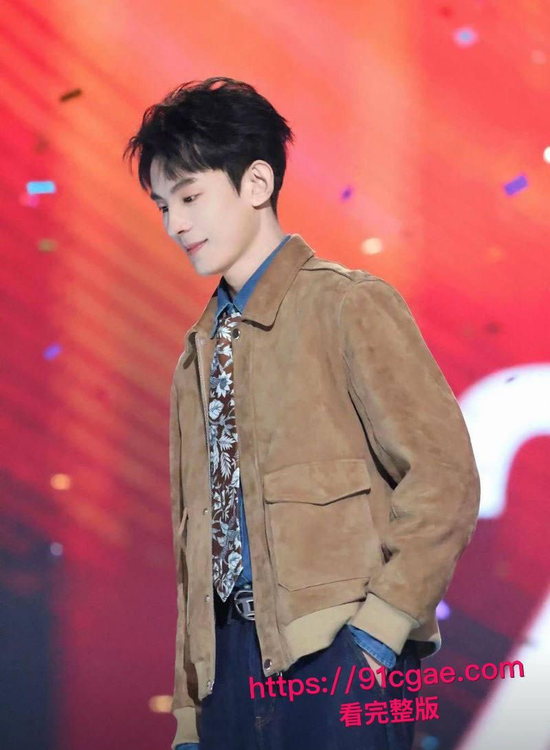 抖音网红F小奇阳痿淫魔塌房第二弹 操粉秒射遭女主曝光 气急败坏甩女生性爱视频 激情过后上演狗咬狗！-22