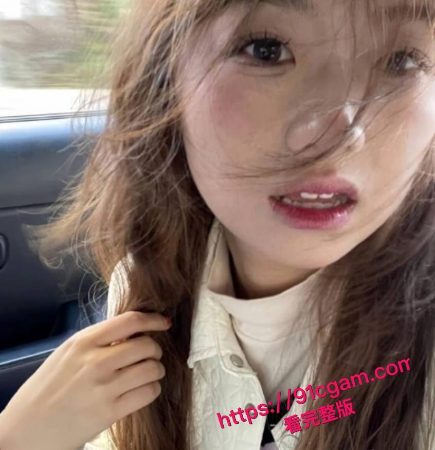 年轻就是耐操 郑州大学生 刘彤彤 清纯反差婊黑丝猛啃金主肉棒 多角度爆操 #黑丝 #郑州学生妹 #反差母狗-5