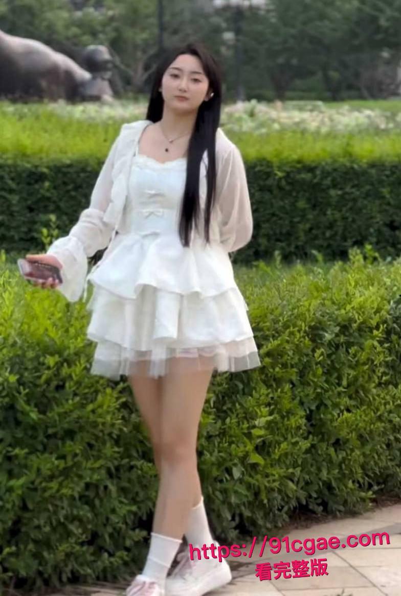 快手千万粉网红老狗被前妻白羽直播曝光 婚内出轨女徒孙佳昕 夜猫KTV聚众淫乱当场口交 录音与视频独家曝光！-11