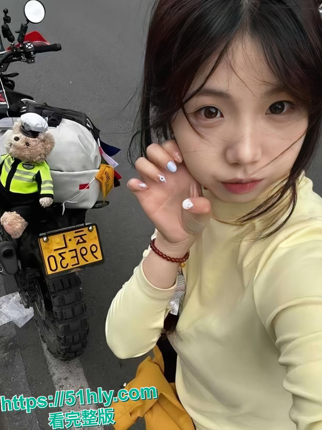 全网疯求的骑行圈女骑士白兰鸽的事件 大理旅游勾搭富二代大哥木头叔叔 无人区拍被巨根抽插粉鲍-2