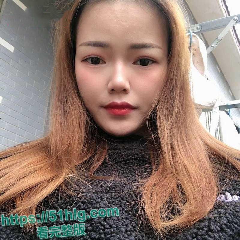 【武汉】东西湖人妻【胡丽】出轨被曝！与小鲜肉炮友激情销魂，小少妇逼毛旺盛淫水超多，真是极品！-6