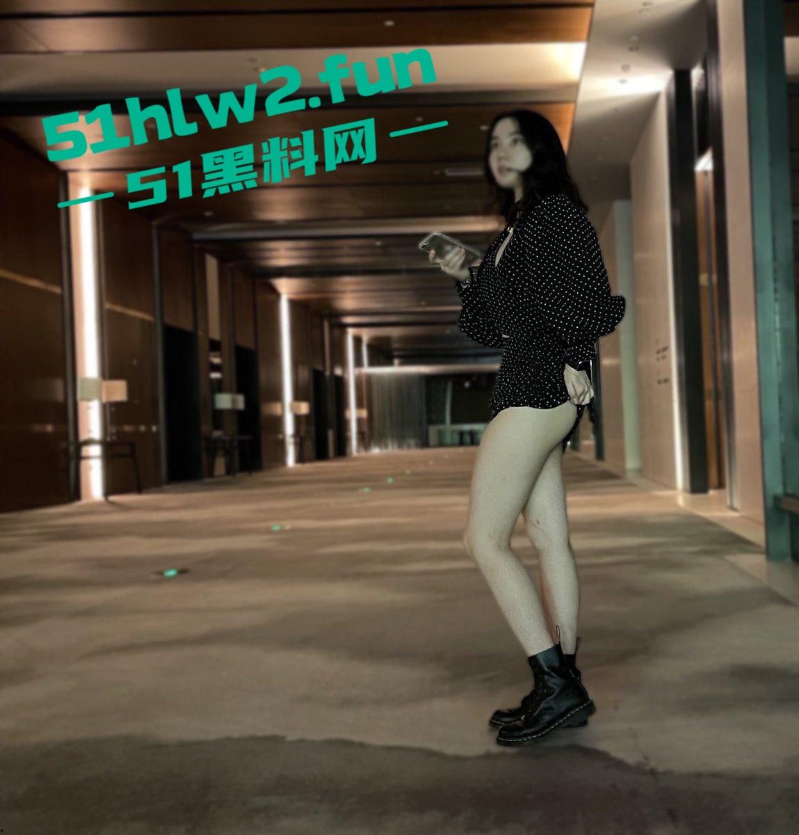 爱情有没有所谓的忠诚，只能看母狗是否经得住诱惑，完美调教的前妻出轨被老公怒曝母狗的调教历程。-15