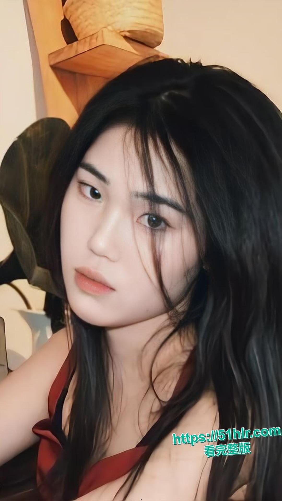 惊爆！菏泽高颜值女神刘鑫雨，早期自报不雅视频突流出！-13