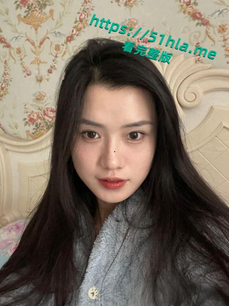 青岛已婚小少妇【林昕怡】酒店调教视频曝光，金主骑乘口爆扇臀玩穴调教淫靡不堪！-1