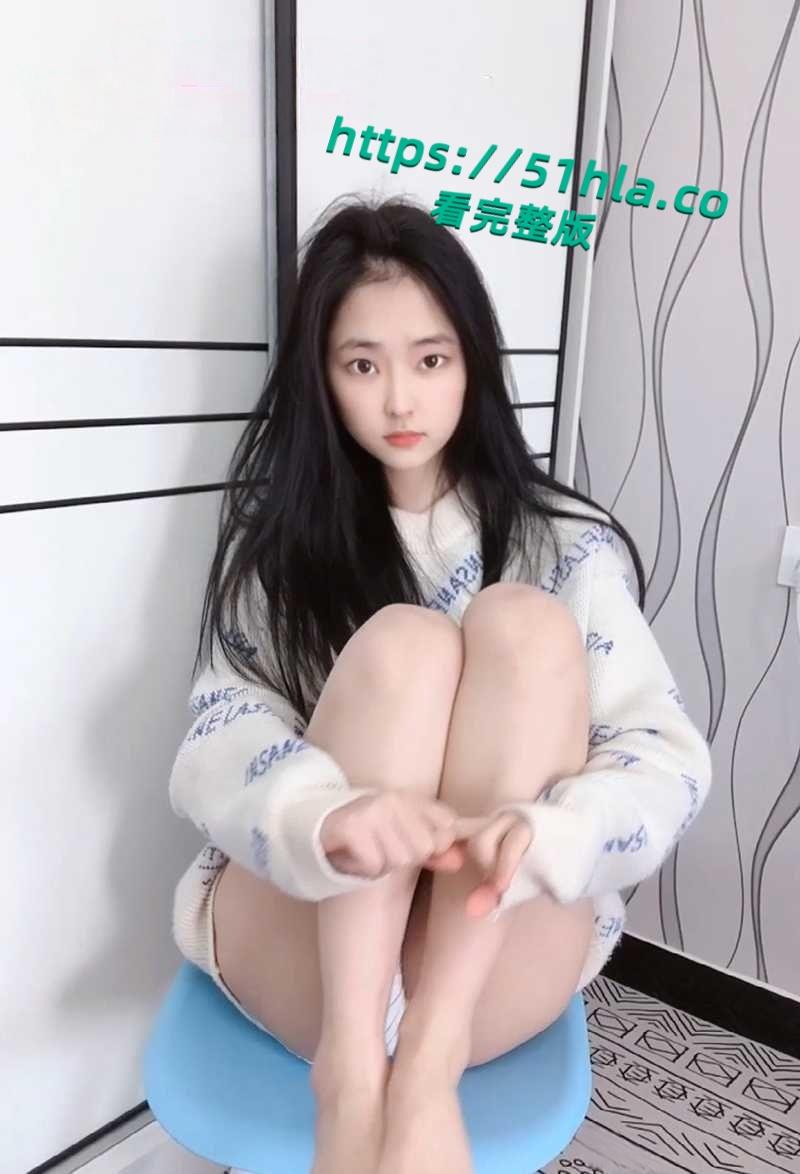 清新系福利姬【芋喵喵】自慰合集流出，各种玩具花式玩穴戴乳夹足交，纯欲反差魅惑无比！-1