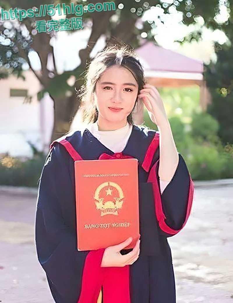 【越南】美女人妻检察官 【邓黎琼江】 与富商偷情视频流出 露脸口交无套做爱 离婚离职彻底塌房-5