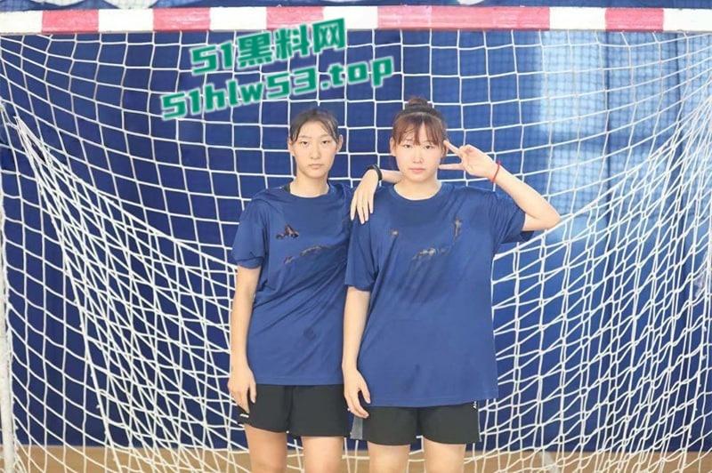 合肥师范学院手球队【李旗】酒店开房视频被炮友曝光，性感肥臀被抽打调教无套后入 !-5