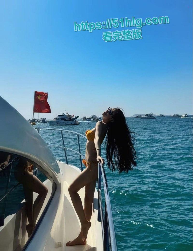 抖音女网红【刘紫怡】【三亚】酒店淫乱狂欢！口爆无套激情四射，黑丝细腰勾魂浪叫， 高潮连连欲罢不能-4