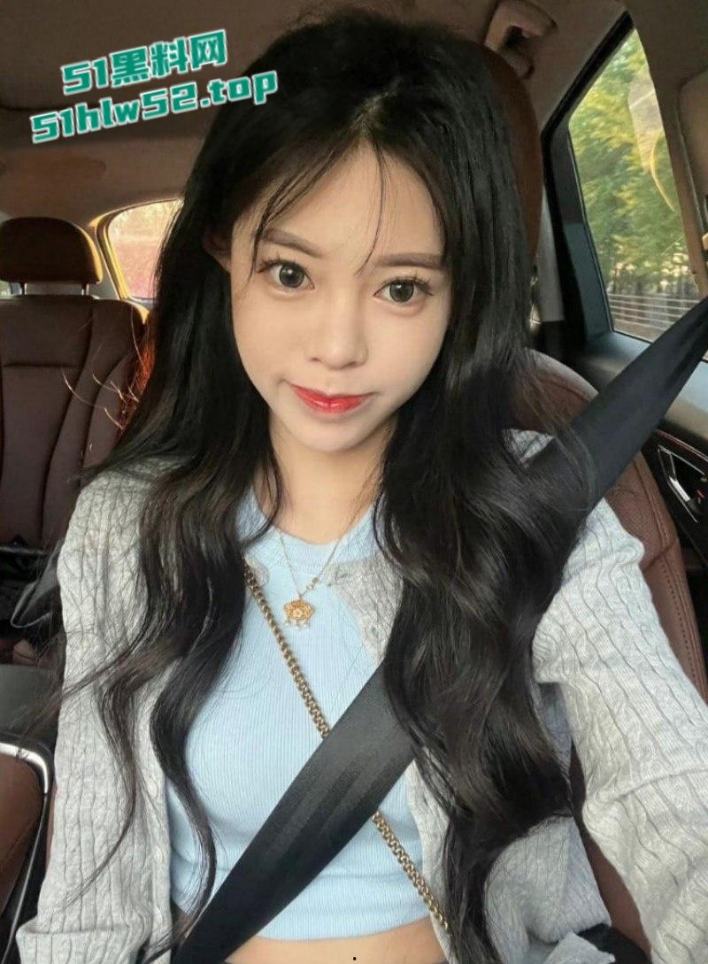 黑龙江哈尔滨口腔护士【孙梦涵】下海卖逼不惜花20万整容，摇身一变成凤凰后疯狂捞金敛财！-1