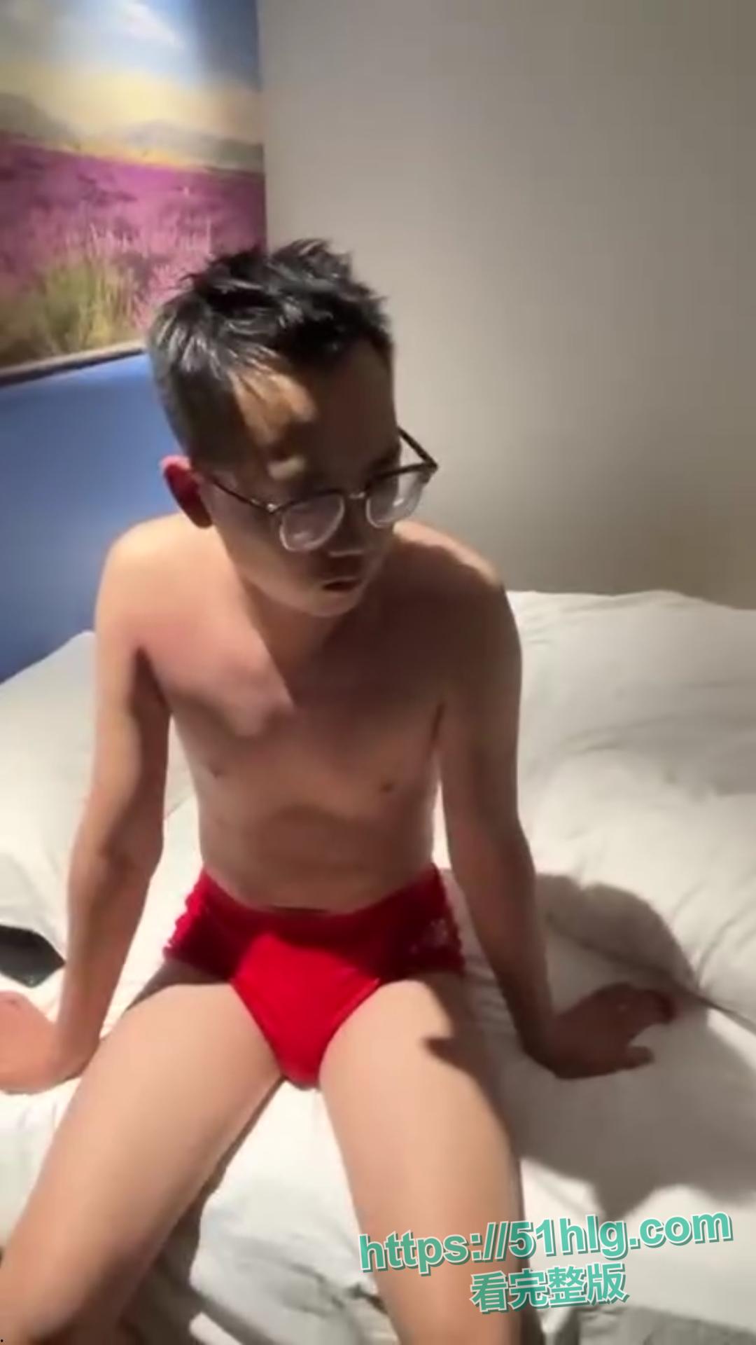 【山东潍坊】普斯轻奢酒店“抓小三”风波！男友冒名开房，女友怒寻真相，拳打脚踢十分精彩！-5