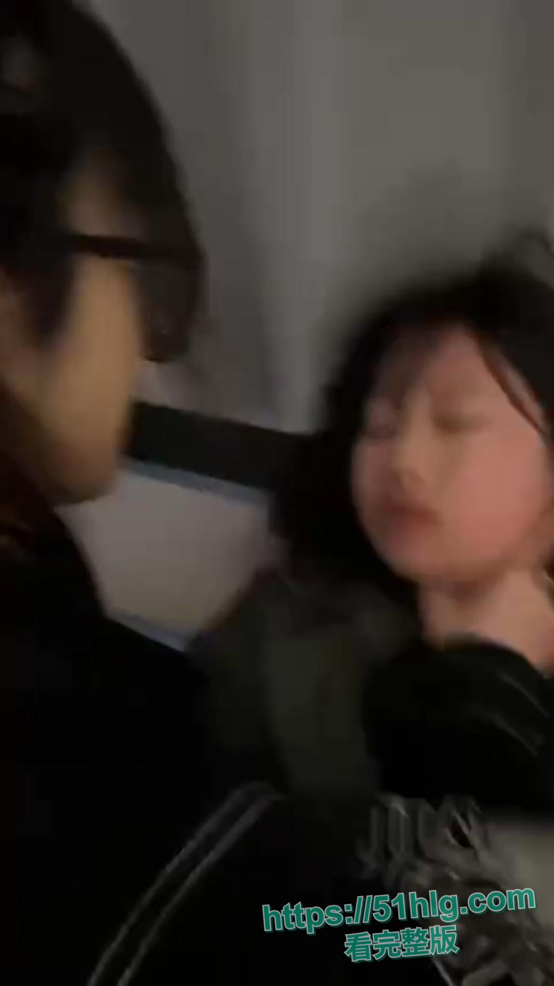 【山东潍坊】普斯轻奢酒店“抓小三”风波！男友冒名开房，女友怒寻真相，拳打脚踢十分精彩！-9