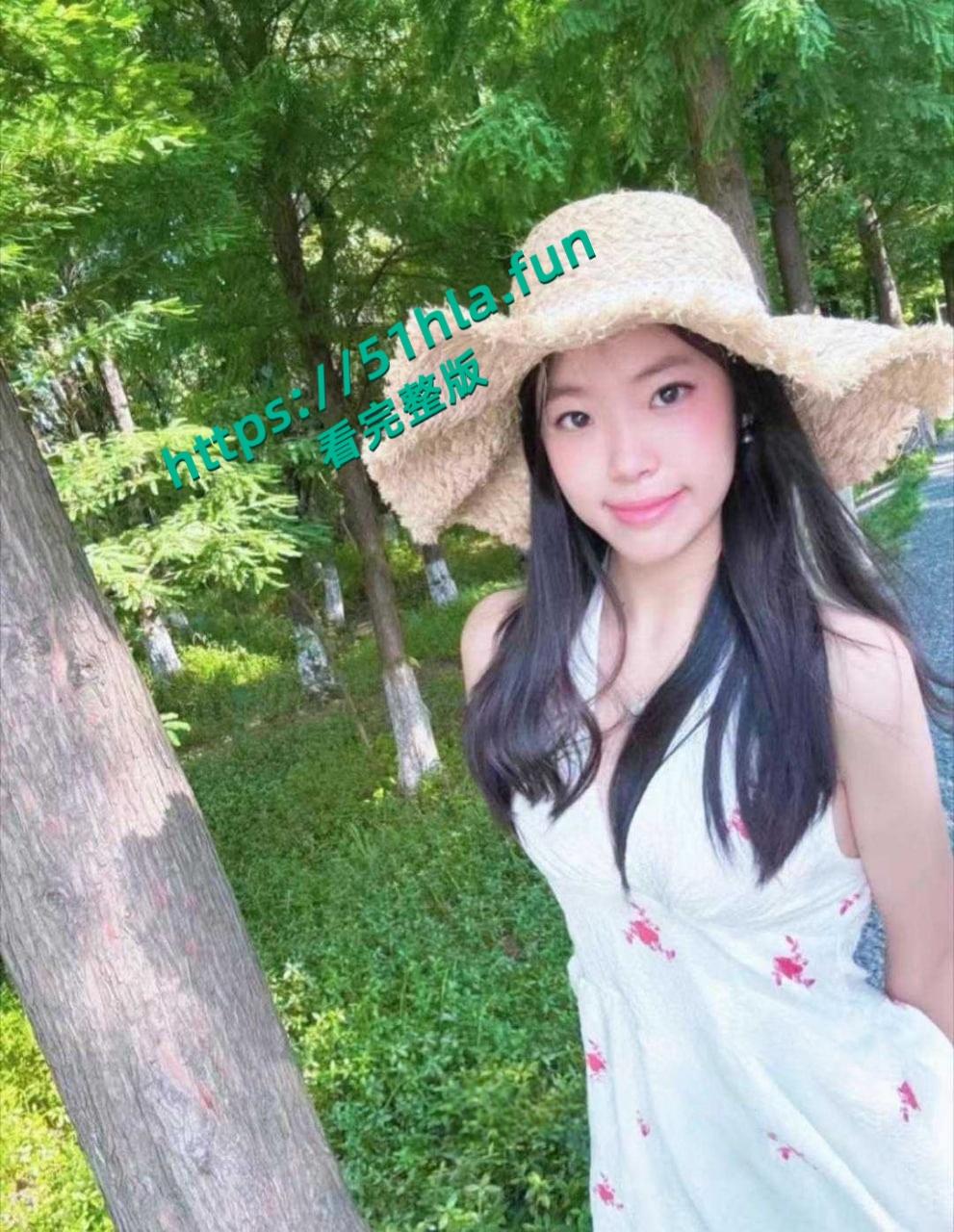 网友爆料，马德里华二代【张静】她爸妈为了拉投资，出卖自己亲生女儿拱手送给别人上床，不明觉厉！-2