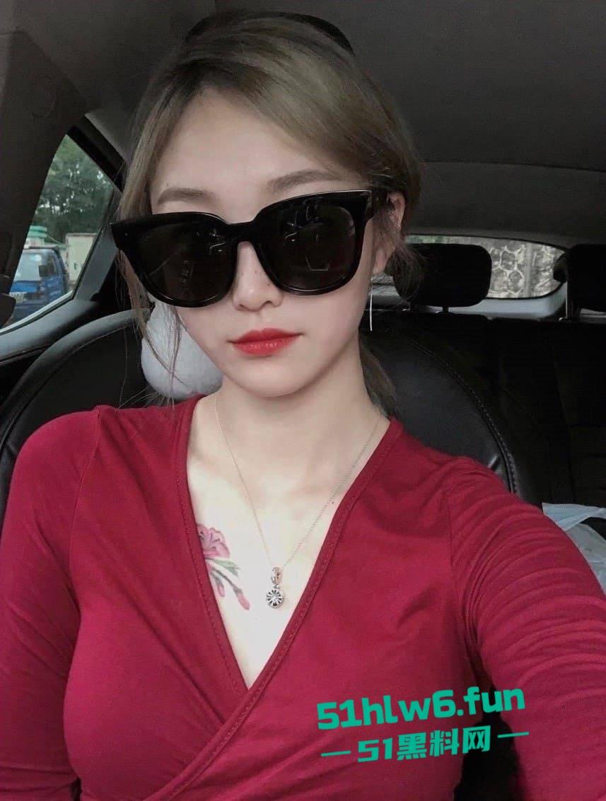 清纯颜值白富美【张欣玥】表面富家千金，背地里骚母狗一条给主人深喉吃屌淫靡喘息，大量不雅视图流出。-11