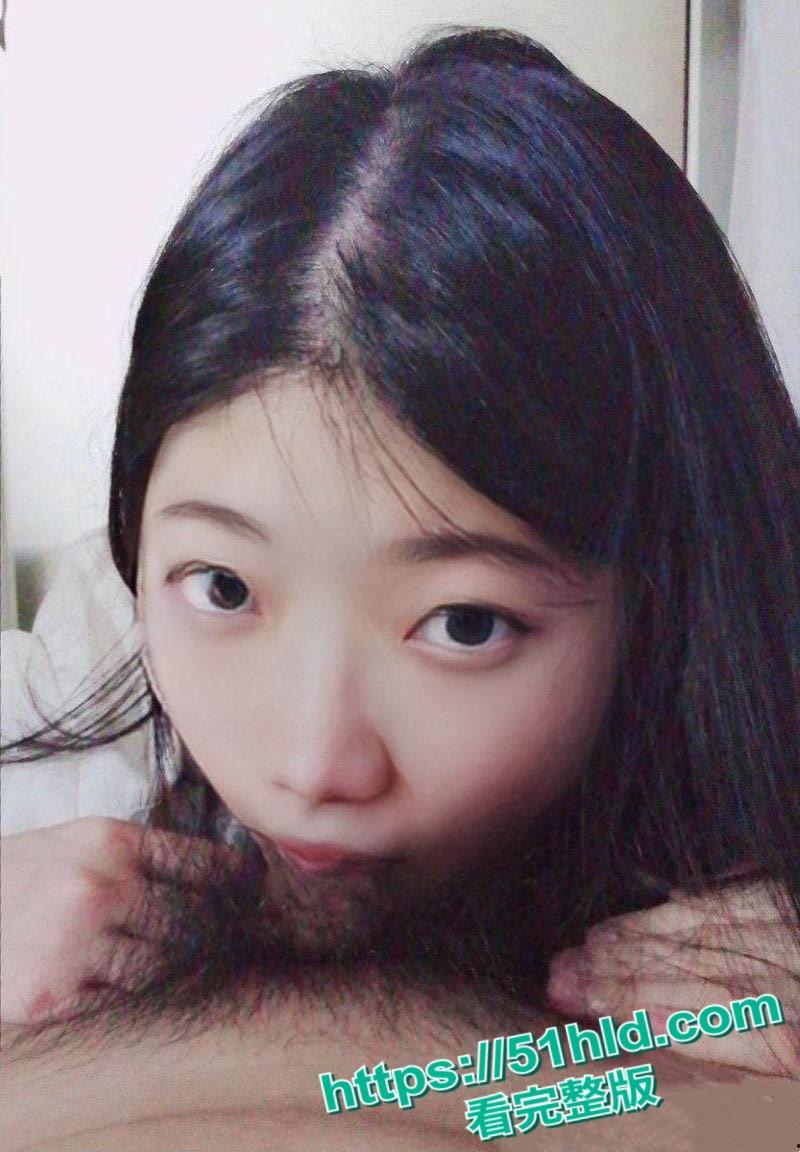 四川清纯护士【黄依琳】大尺度视频，黑丝眼镜母狗床上淫水横流，红唇挑逗让人心跳加速！-4