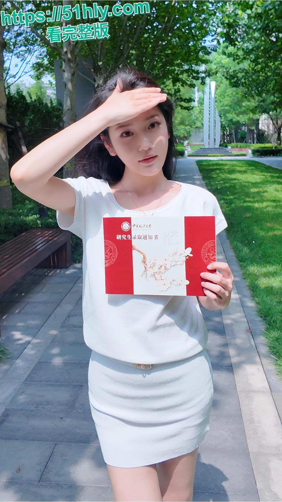 广东职业技术学院嫩妹赵亦舒艳照黑料炸裂！高颜值JK萝莉被男友在家后入爆操，全程翘臀迎合内射精液滴上逼毛！-3