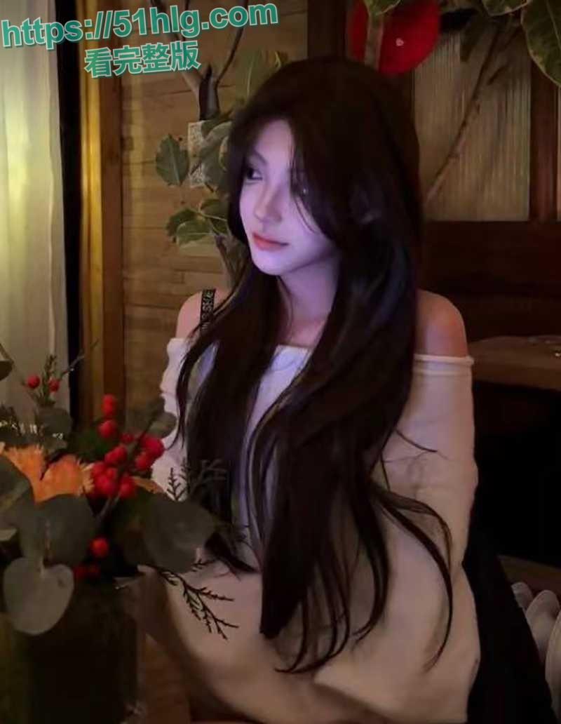 抖音网红【齐婧煊】再现艳照门事件！电脑维修大量性爱私拍曝光， 各种自慰滴蜡性爱调教，骚到极致-4